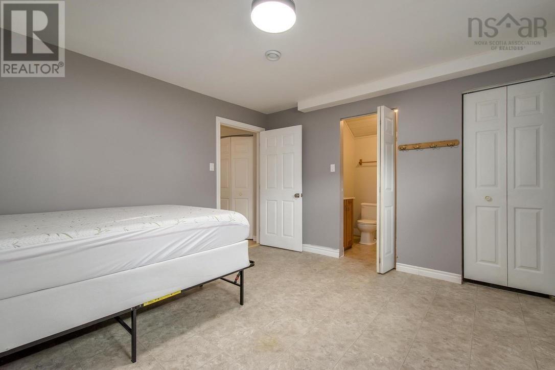 32 Willowbend Court, Bridgewater, Nova Scotia  B4V 3V9 - Photo 37 - 202505995