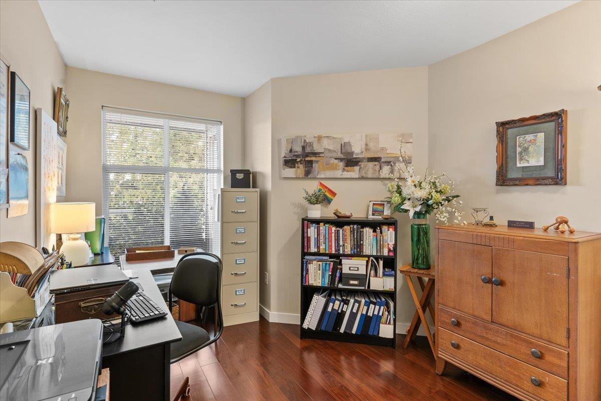 204 1153 Vidal Street, White Rock, British Columbia  V4B 3T4 - Photo 21 - R2980784