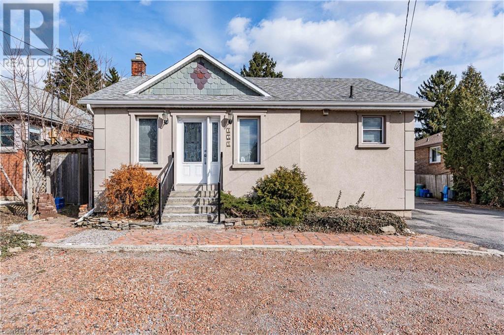 439 UPPER GAGE Avenue, Hamilton, Ontario
