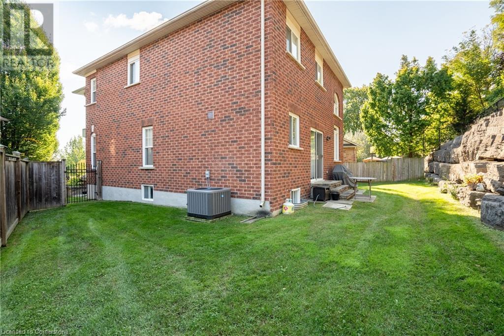 43 Woodlawn Court, Dundas, Ontario  L9H 7S2 - Photo 36 - 40710843