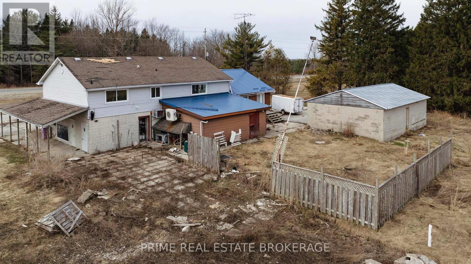 82522 Bluewater Highway, Ashfield-Colborne-Wawanosh, Ontario  N7A 3X9 - Photo 10 - X12045848