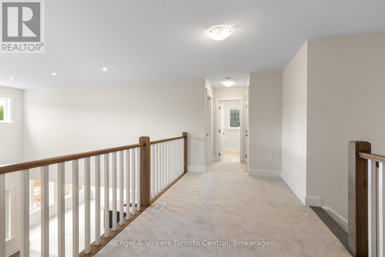 260 Snowberry Lane, Georgian Bluffs, Ontario  N0H 1S0 - Photo 23 - X12045775