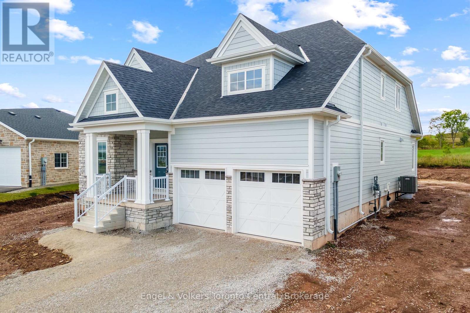 260 Snowberry Lane, Georgian Bluffs, Ontario  N0H 1S0 - Photo 3 - X12045775
