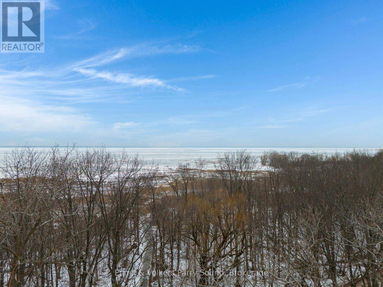 9024 Wood Drive, Lambton Shores, Ontario  N0N 1J0 - Photo 2 - X12045790