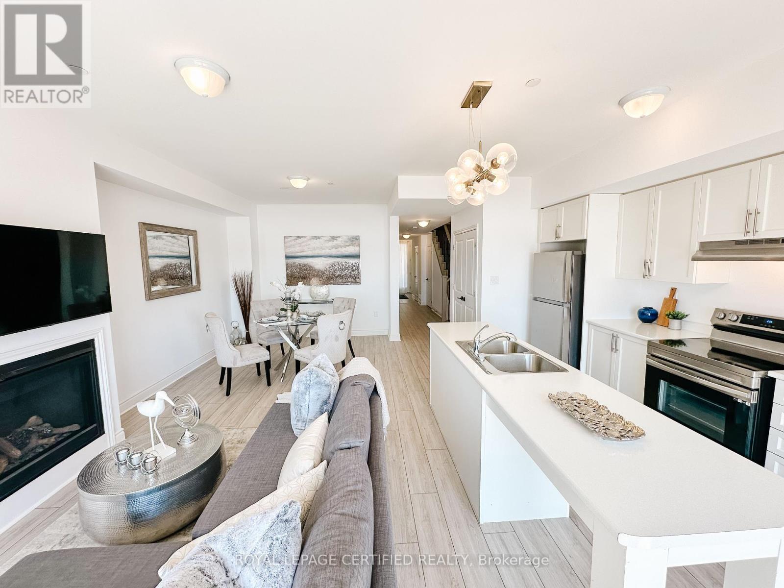 80 Marina Village Drive, Georgian Bay (Baxter), Ontario  L0K 1S0 - Photo 19 - X12016060