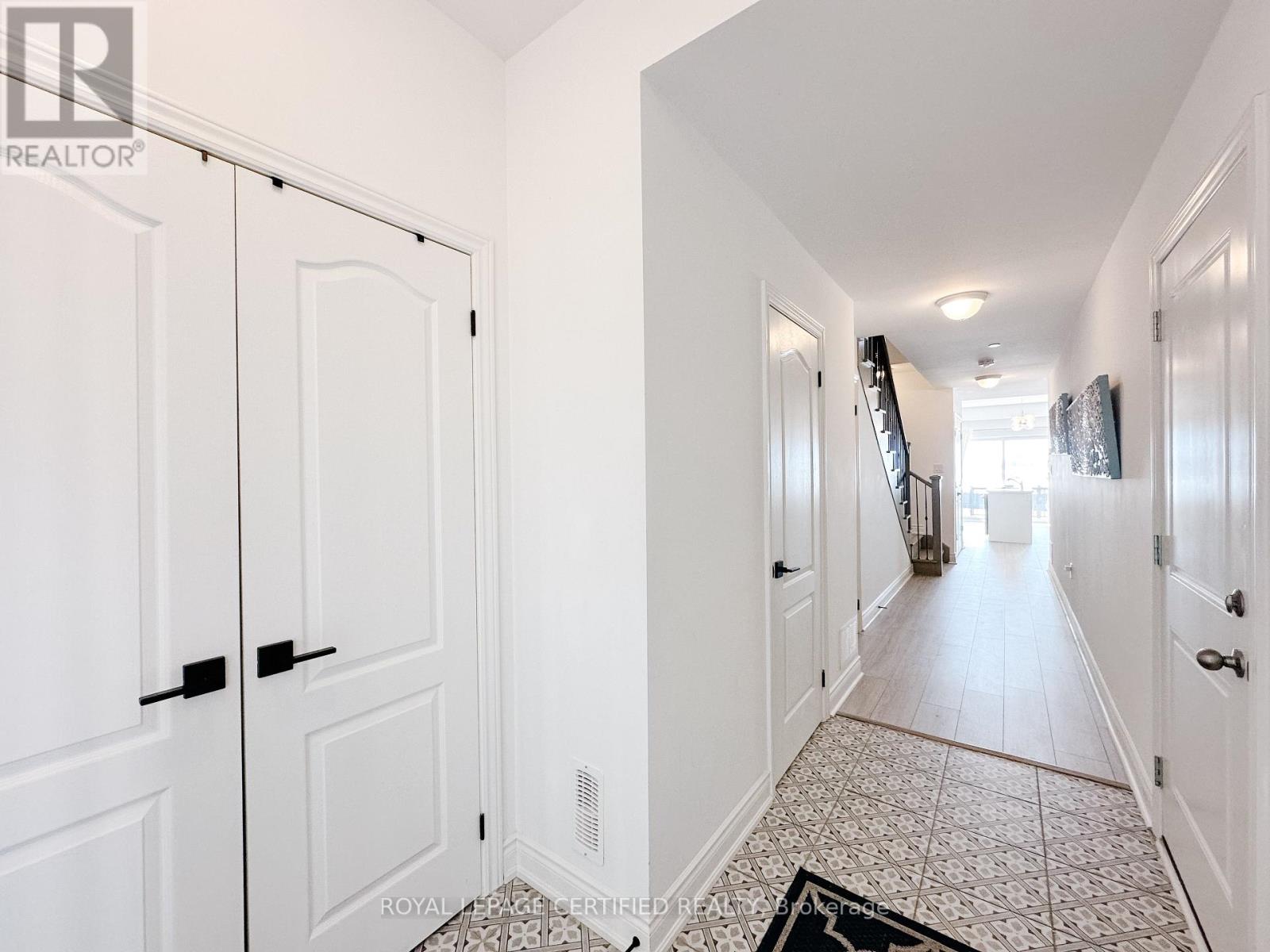 80 Marina Village Drive, Georgian Bay (Baxter), Ontario  L0K 1S0 - Photo 2 - X12016060
