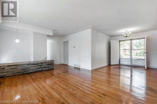 Property at 54 CARDILL Crescent image 5