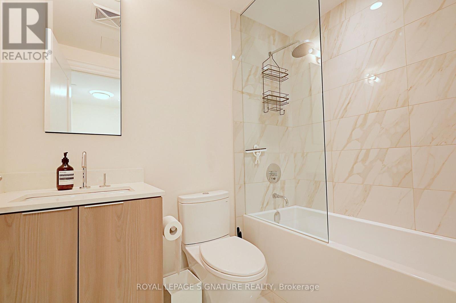 807 - 88 Cumberland Street, Toronto, Ontario  M5R 1A3 - Photo 16 - C12045715