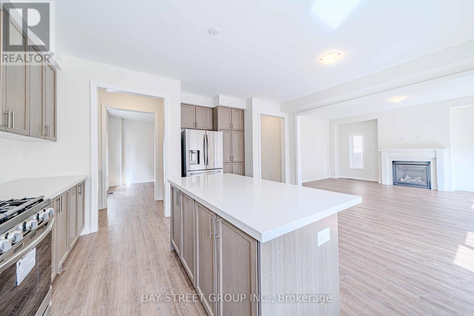 21 Stennett Drive W, Georgina, Ontario  L4P 0J5 - Photo 24 - N12045843