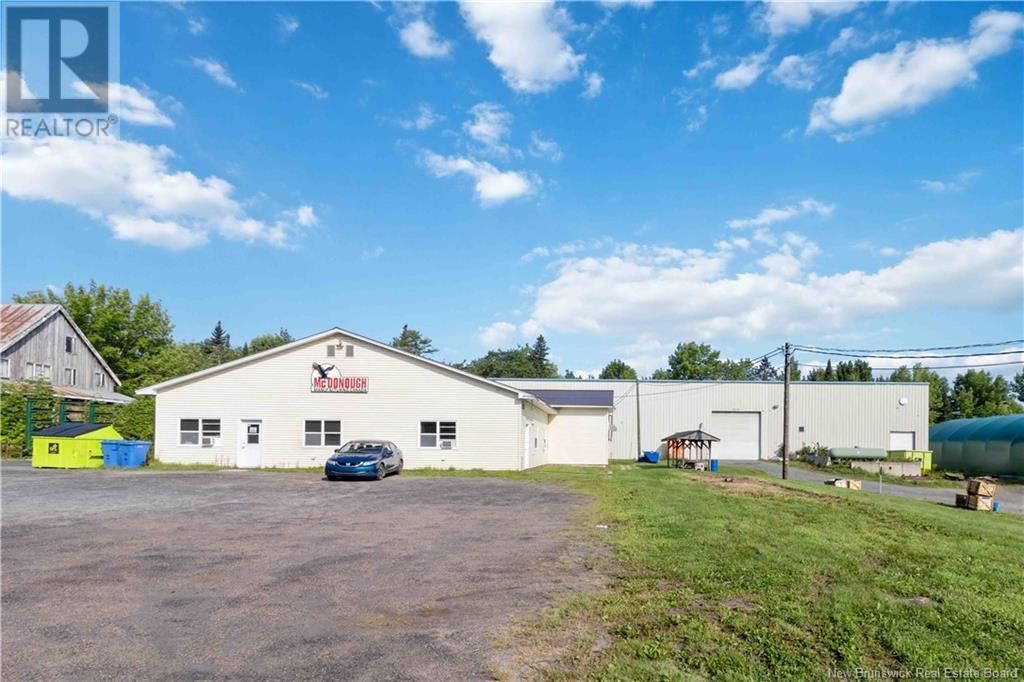 1046 Route 105, Mactaquac, New Brunswick