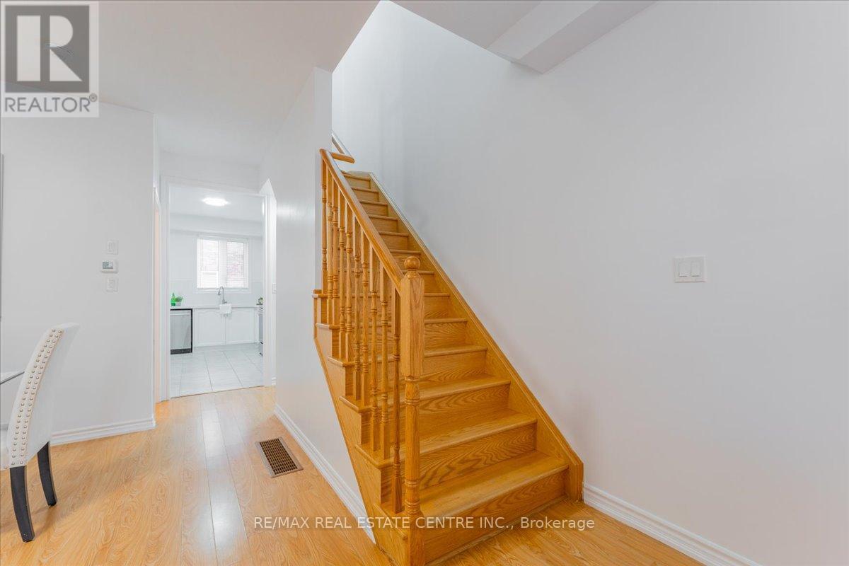 7 Shiff Crescent, Brampton, Ontario  L6Z 0B4 - Photo 26 - W12045827