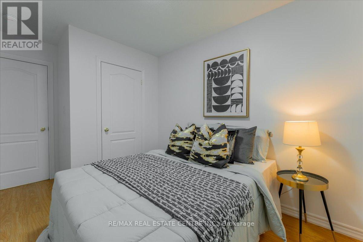 7 Shiff Crescent, Brampton, Ontario  L6Z 0B4 - Photo 35 - W12045827
