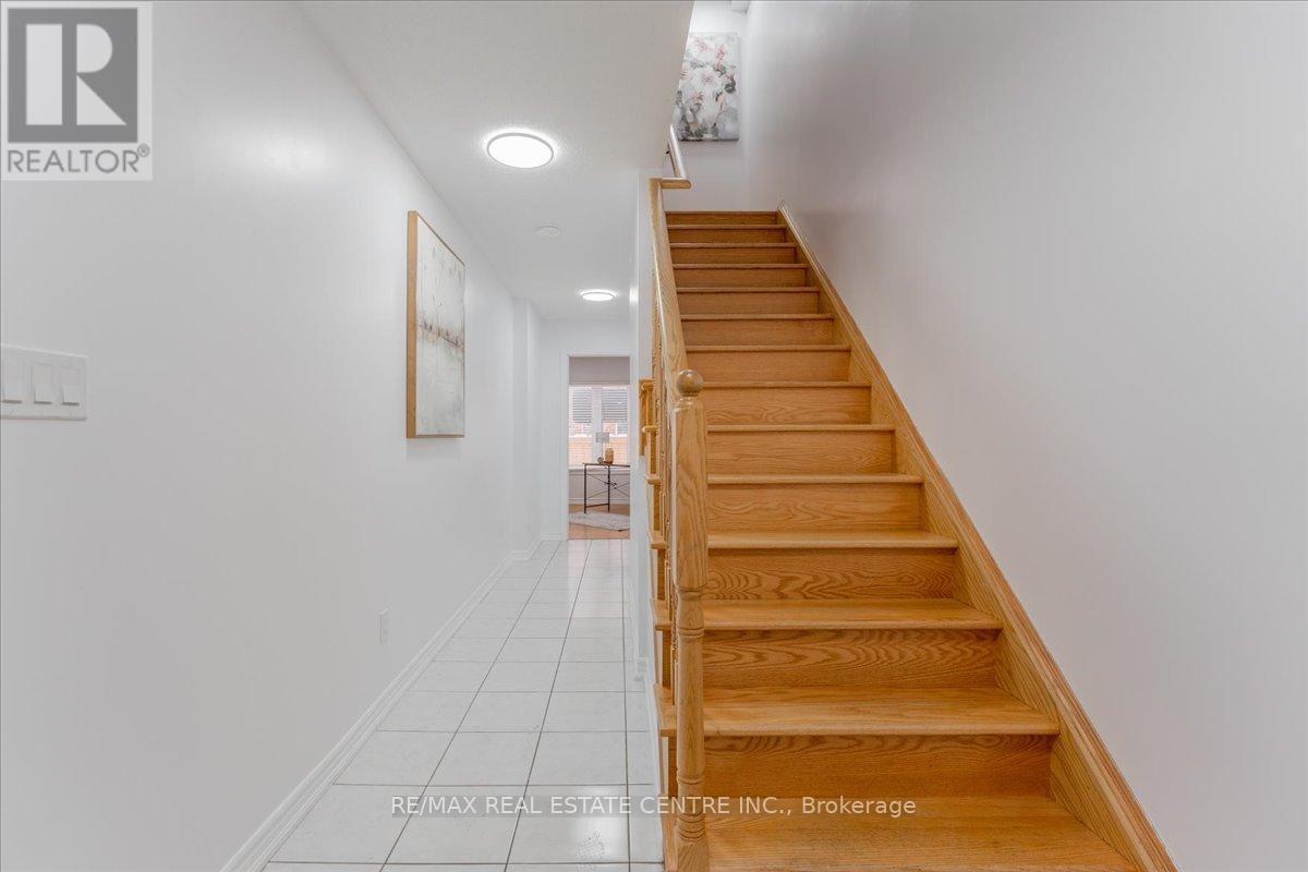 Property at 7 SHIFF CRESCENT image 5