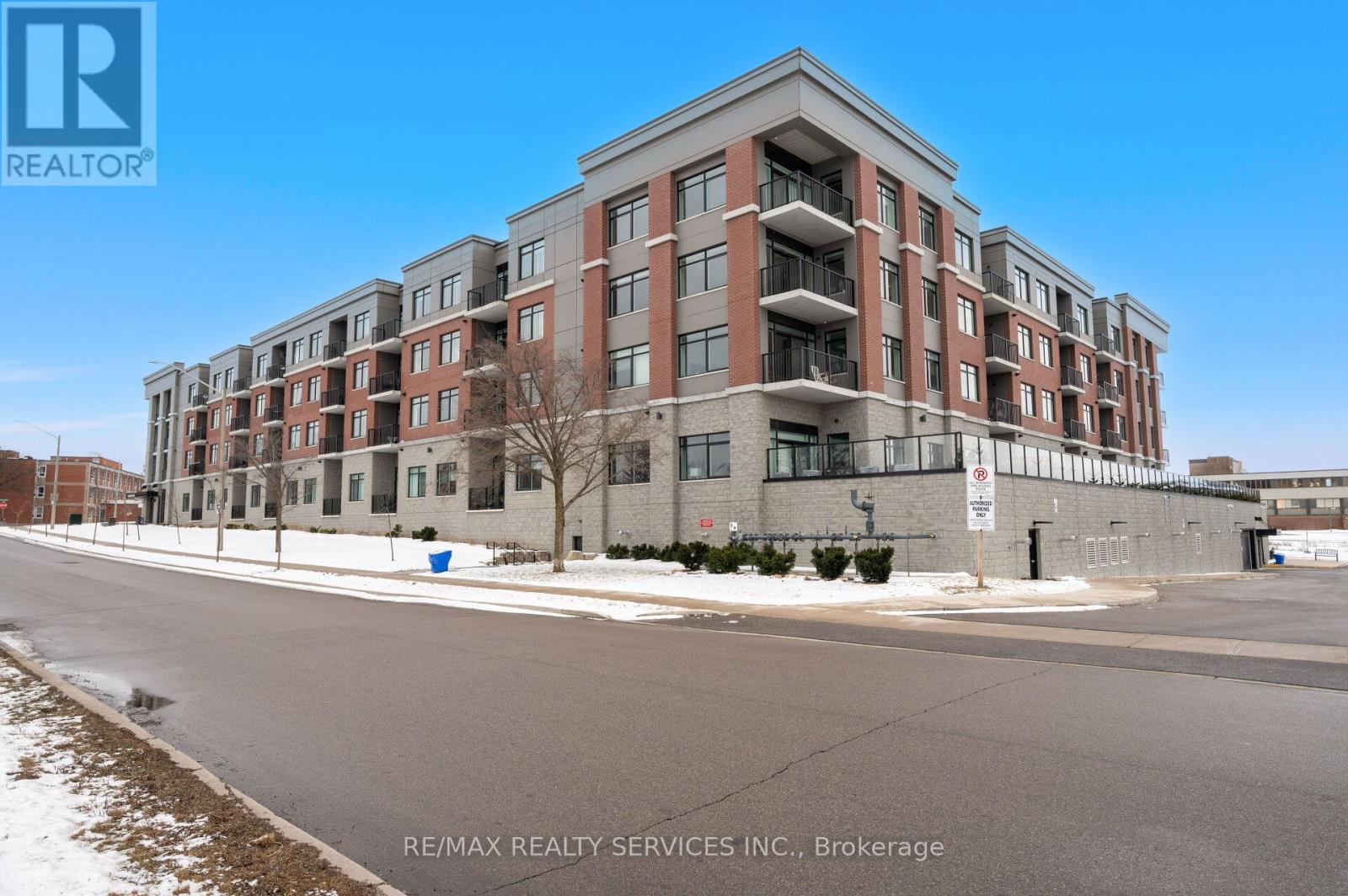 Property at 416 - 1 REDFERN AVENUE image 1