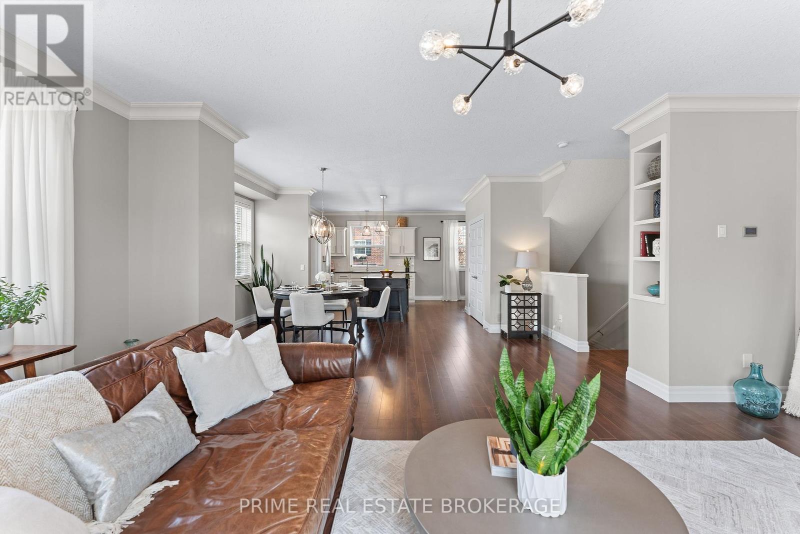 Photo 8 of 38 for 81 - 1850 Beaverbrook Avenue