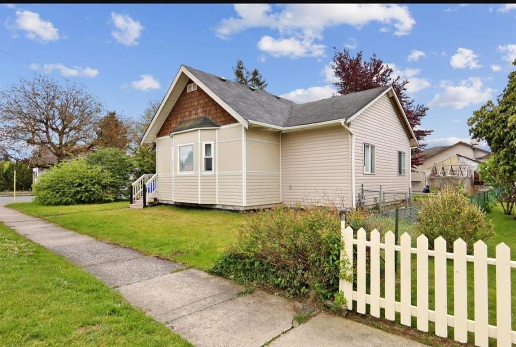 Property at 45858 REECE AVENUE image 5