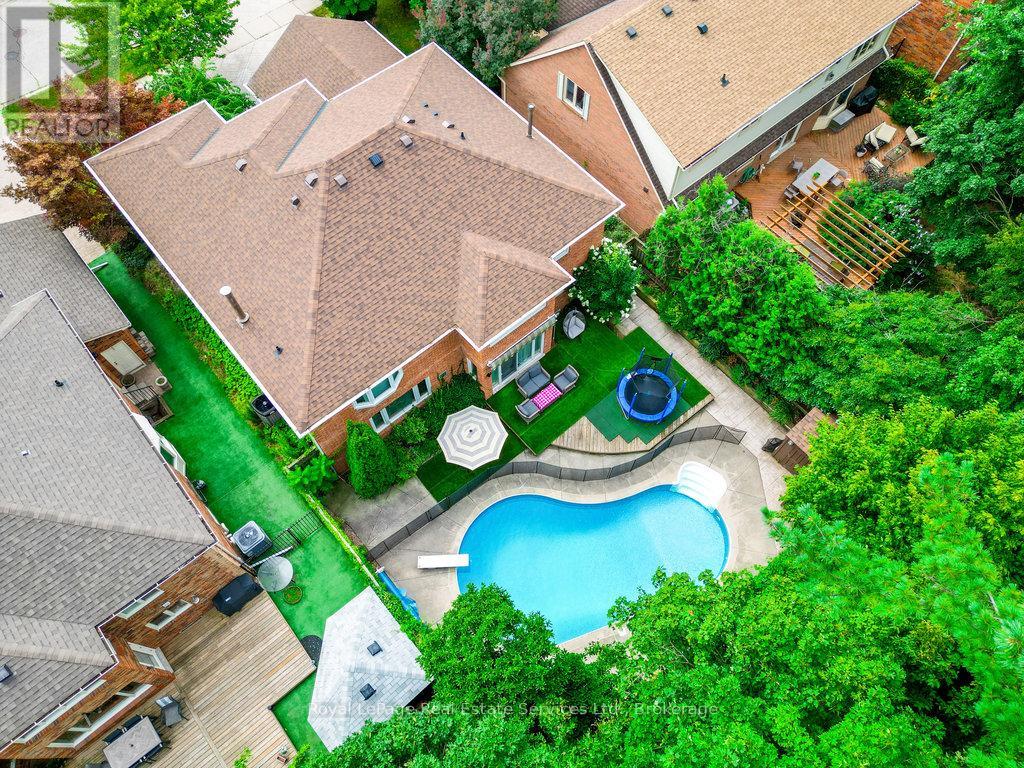 Property at 1391 PINEWAY COURT image 3