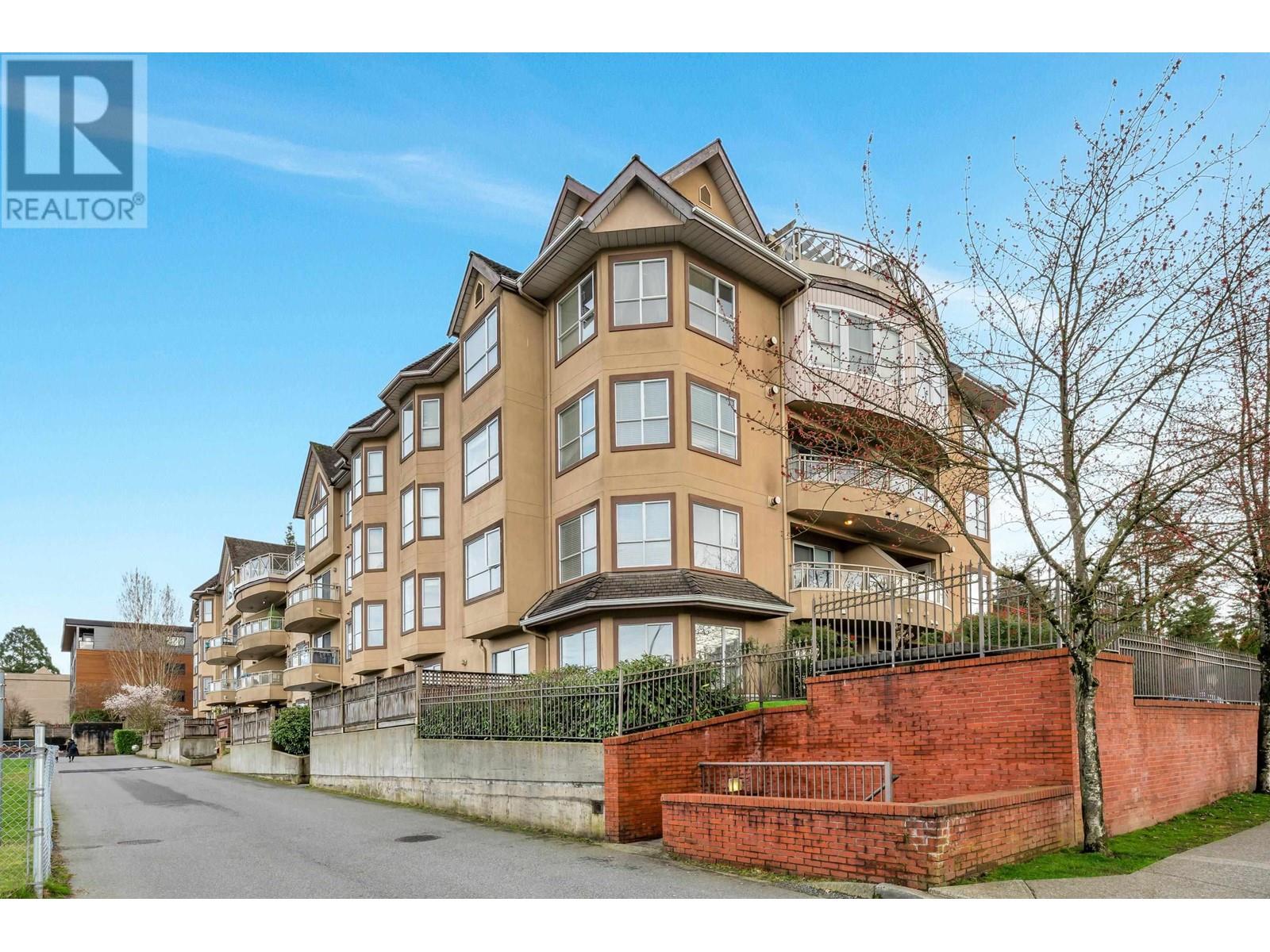 203 2285 Pitt River Road, Port Coquitlam, British Columbia  V3C 1R7 - Photo 1 - R2982721