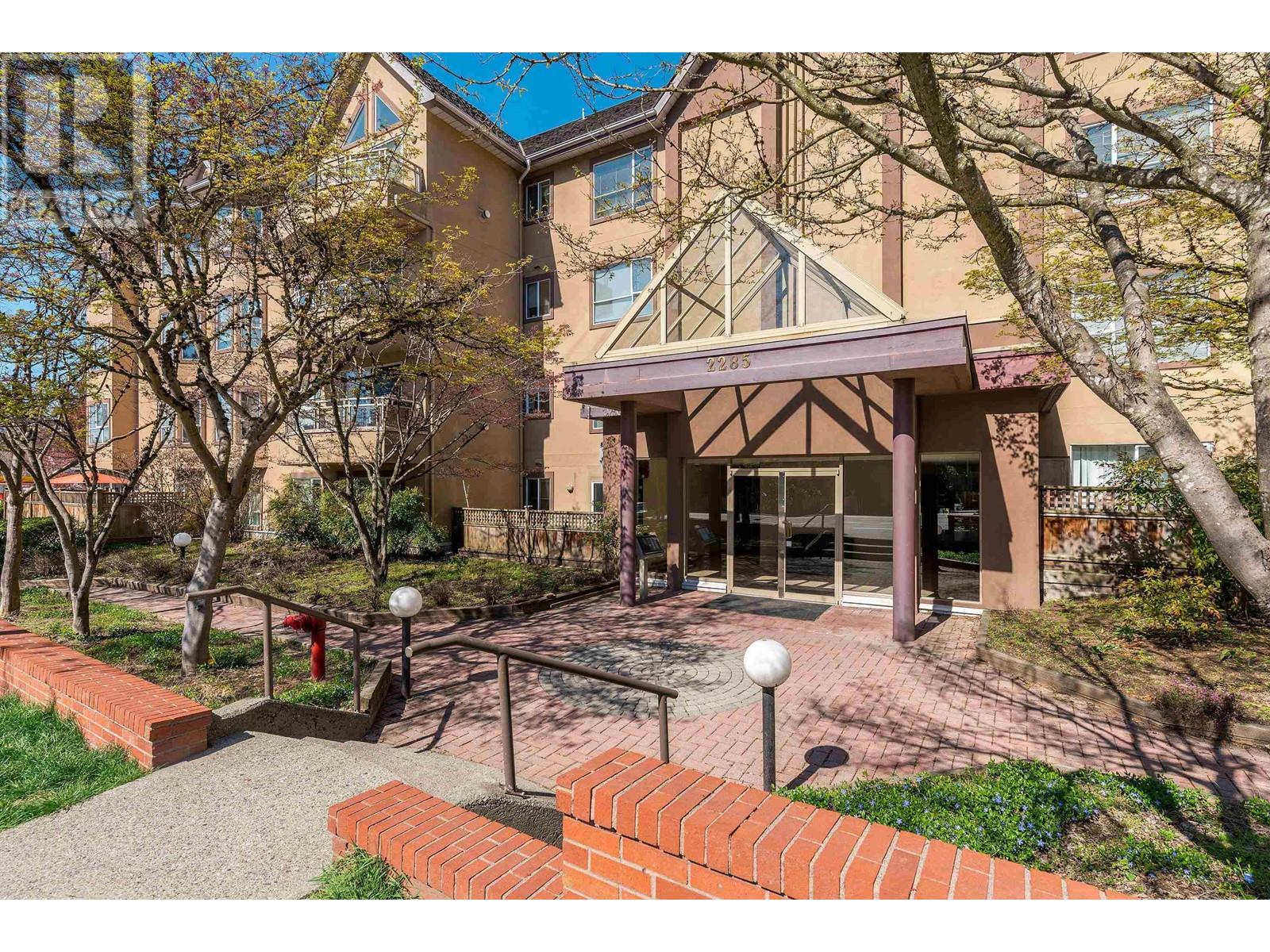 203 2285 Pitt River Road, Port Coquitlam, British Columbia  V3C 1R7 - Photo 3 - R2982721