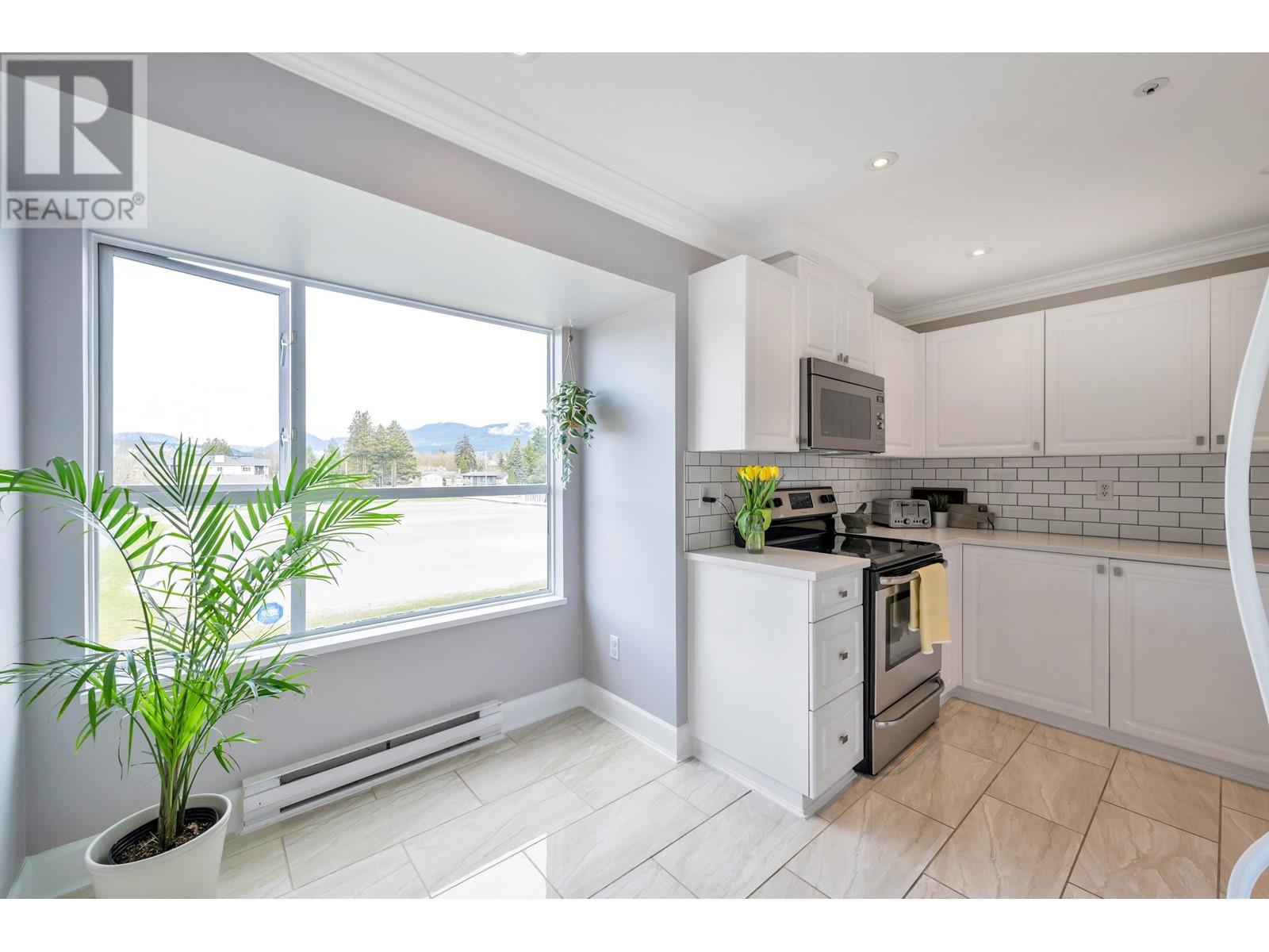 203 2285 Pitt River Road, Port Coquitlam, British Columbia  V3C 1R7 - Photo 9 - R2982721