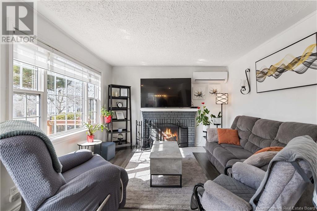 Property at 279 Normandie Street image 5