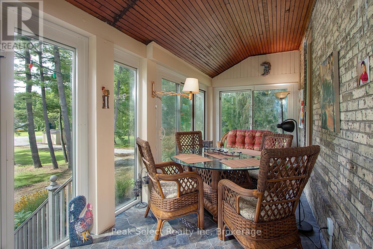 1511 Gainsborough Road, Middlesex Centre, Ontario  N6H 5L2 - Photo 14 - X12045882
