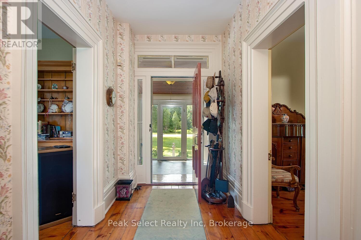 1511 Gainsborough Road, Middlesex Centre, Ontario  N6H 5L2 - Photo 15 - X12045882