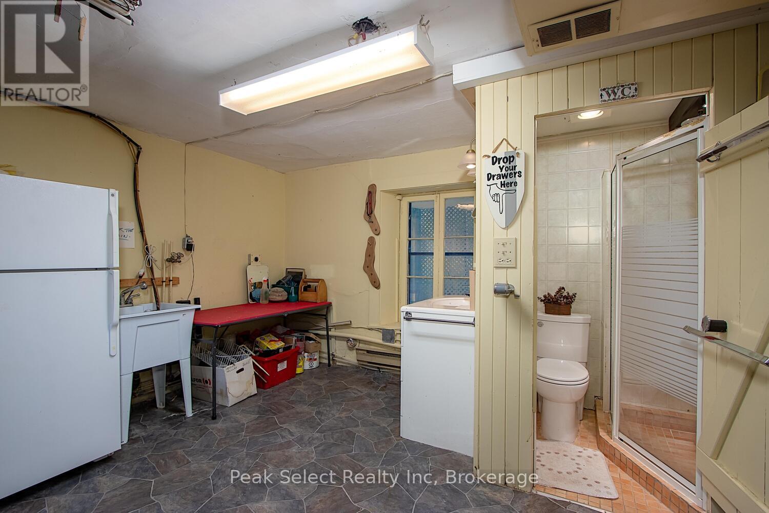 1511 Gainsborough Road, Middlesex Centre, Ontario  N6H 5L2 - Photo 37 - X12045882