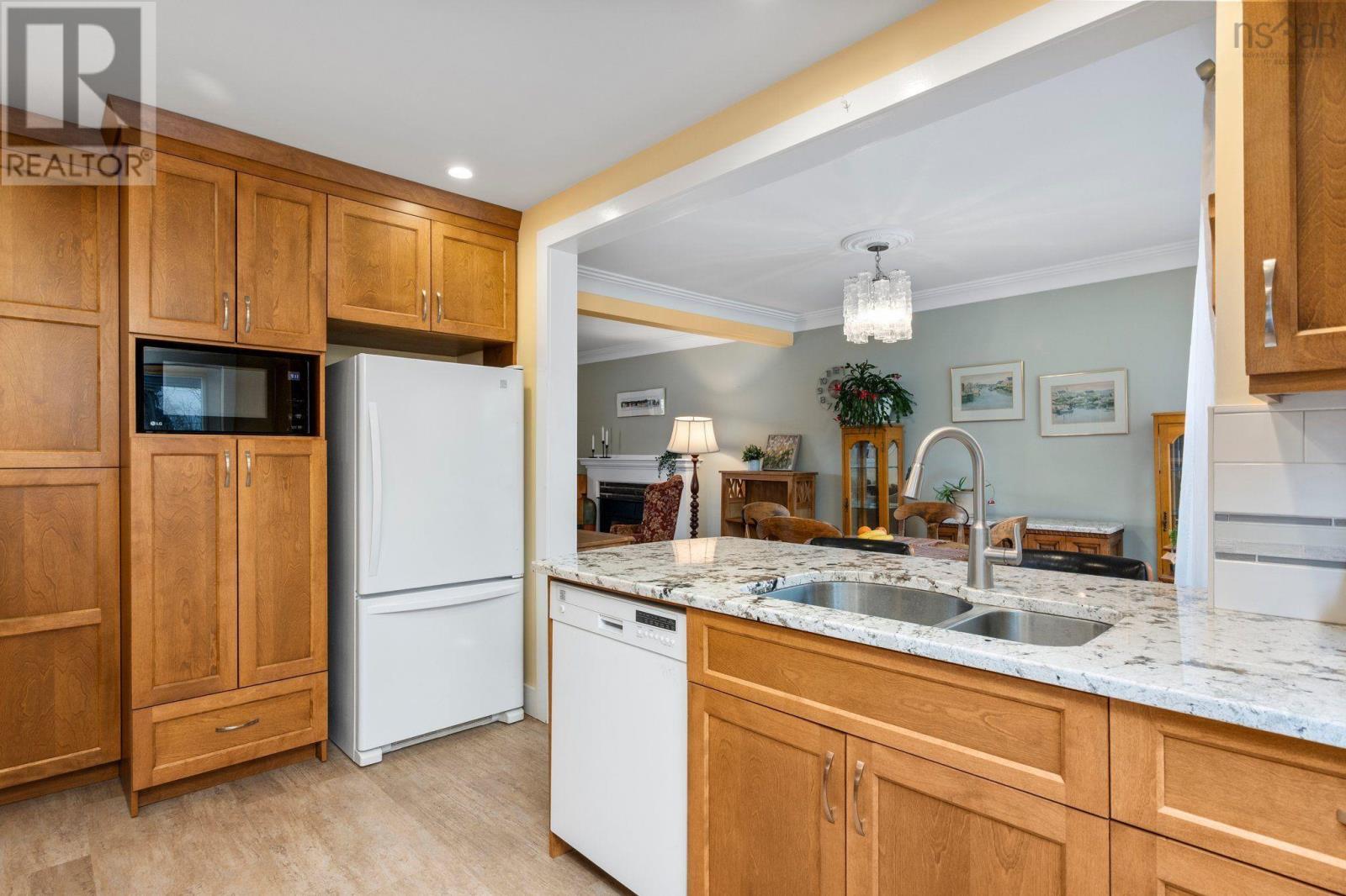 36 Mount Pleasant Avenue, Dartmouth, Nova Scotia  B3A 3T4 - Photo 10 - 202506001