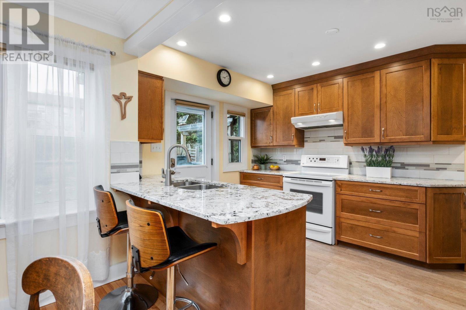 36 Mount Pleasant Avenue, Dartmouth, Nova Scotia  B3A 3T4 - Photo 9 - 202506001