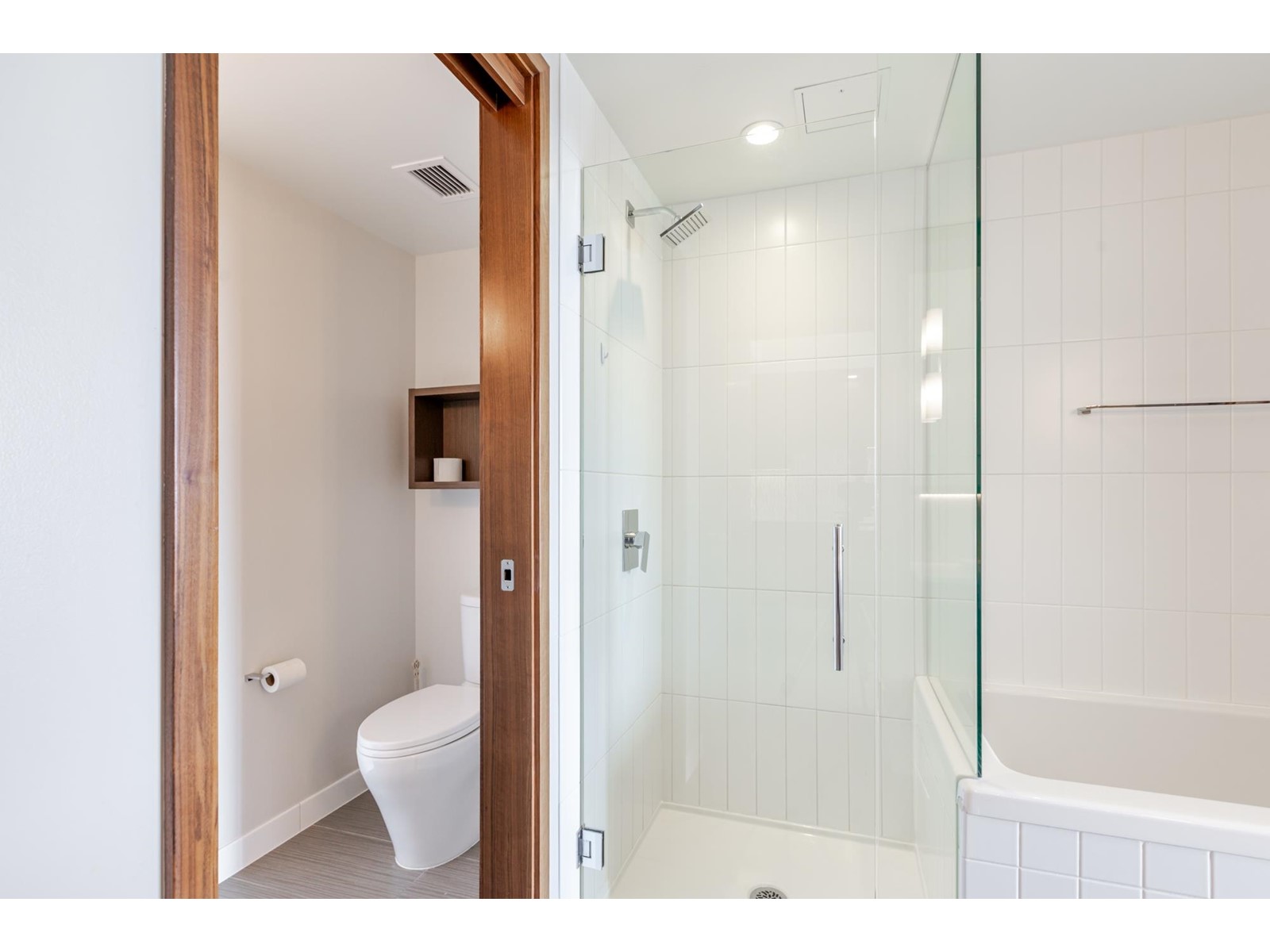 4004 13495 Central Avenue, Surrey, British Columbia  V3T 0K2 - Photo 18 - R2982651