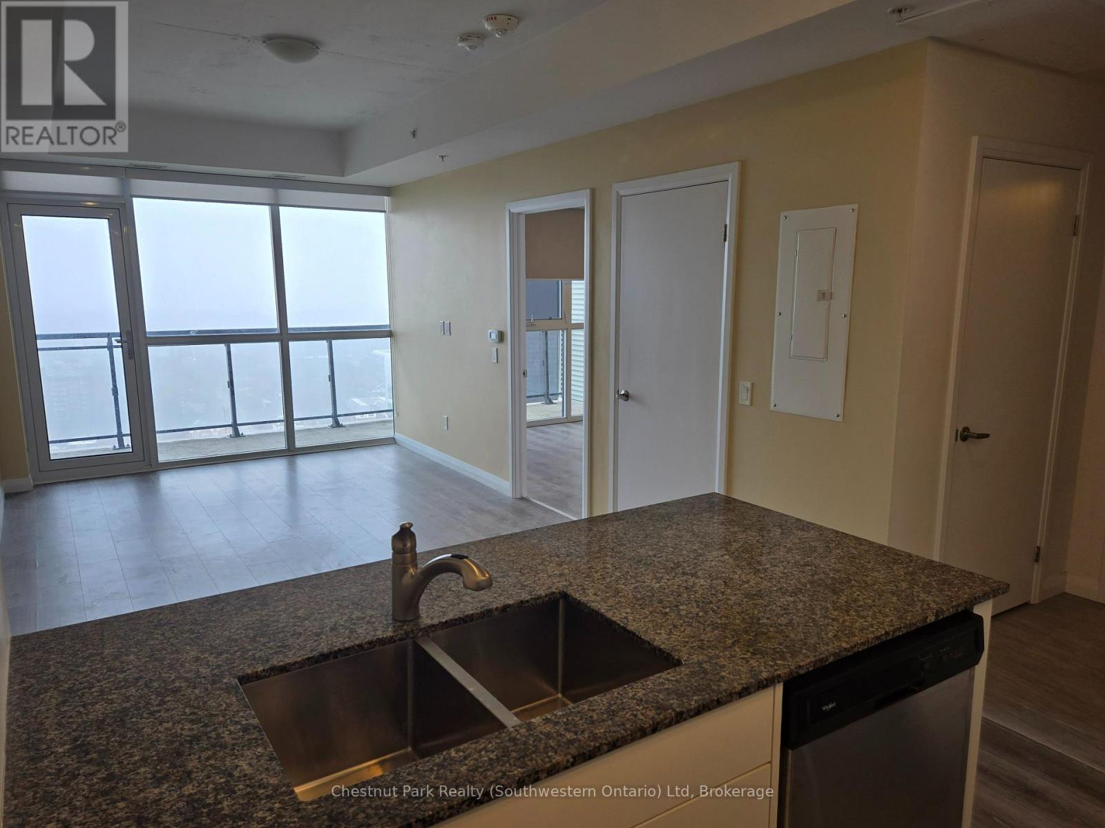 2801 - 60 Charles Street W, Kitchener, Ontario  N2G 0C9 - Photo 9 - X11973780