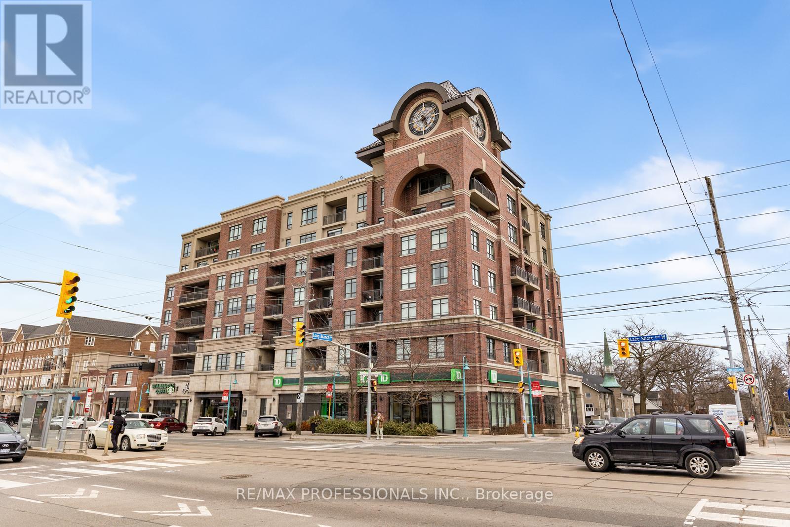 Property at 305 - 3563 LAKE SHORE BOULEVARD W image 1