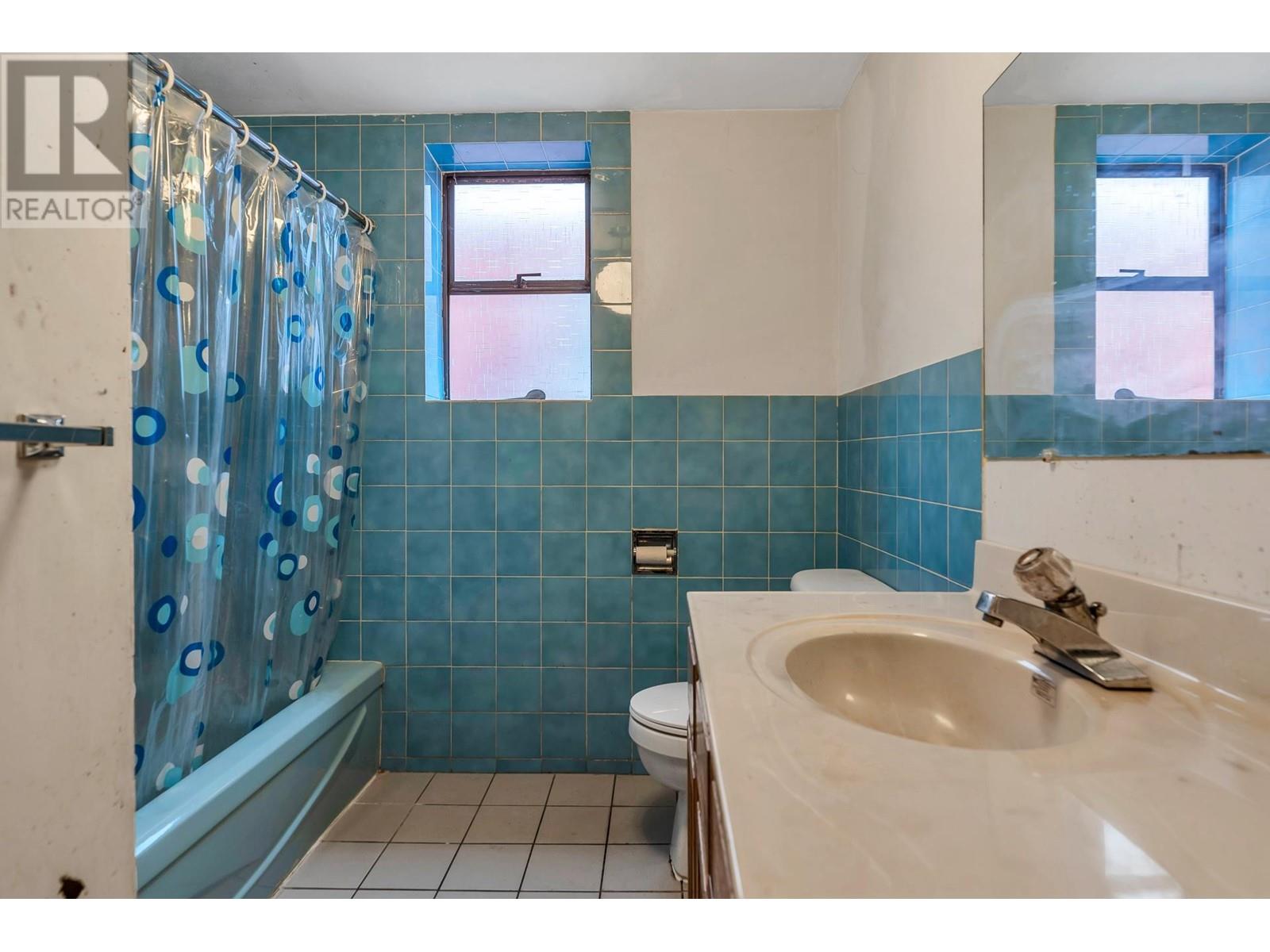 2431 Parker Street, Vancouver, British Columbia  V5K 2S9 - Photo 24 - R2966200