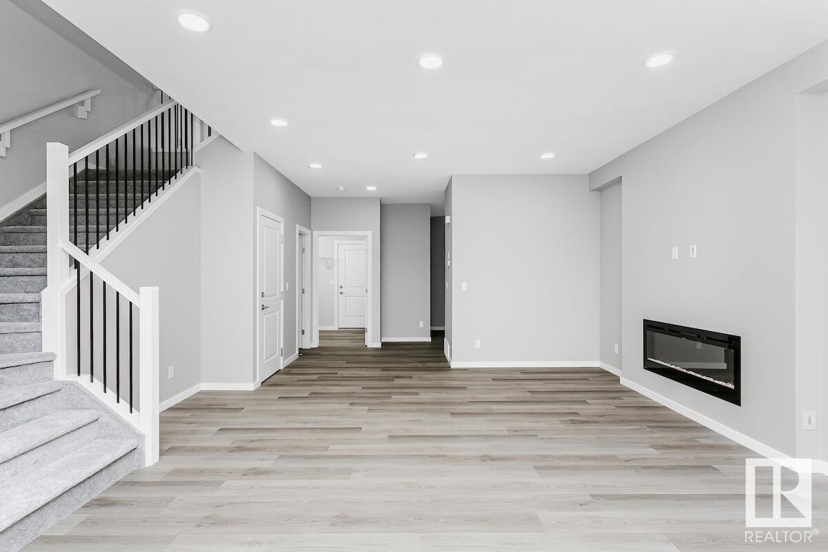 Property at 18115 73 ST NW image 5