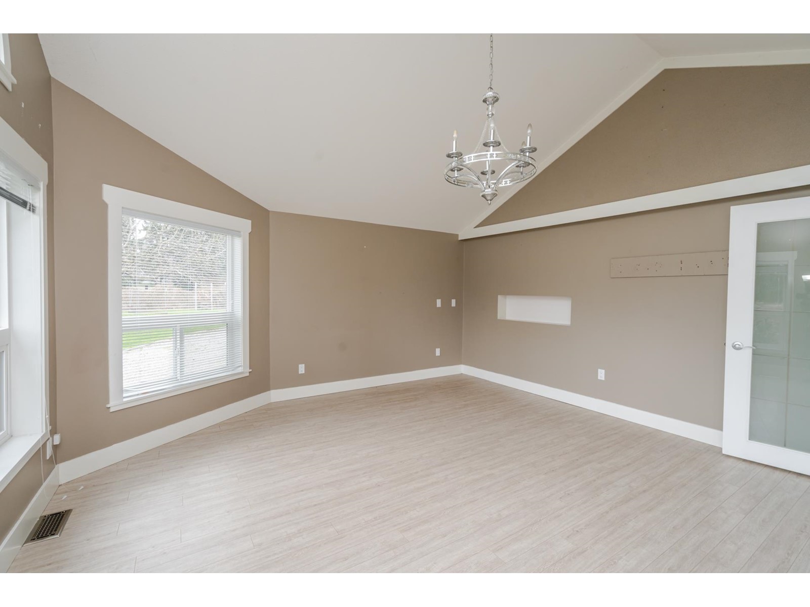 44465 South Sumas Road, Sardis West Vedder, Chilliwack, British Columbia  V2R 4B7 - Photo 19 - R2979451