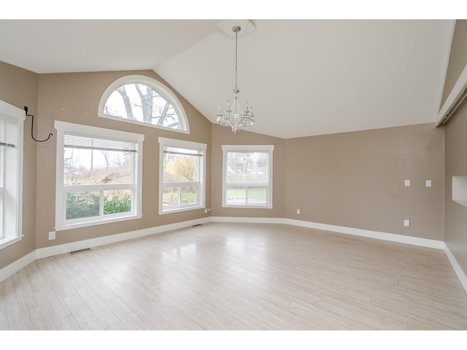 44465 South Sumas Road, Sardis West Vedder, Chilliwack, British Columbia  V2R 4B7 - Photo 18 - R2979451