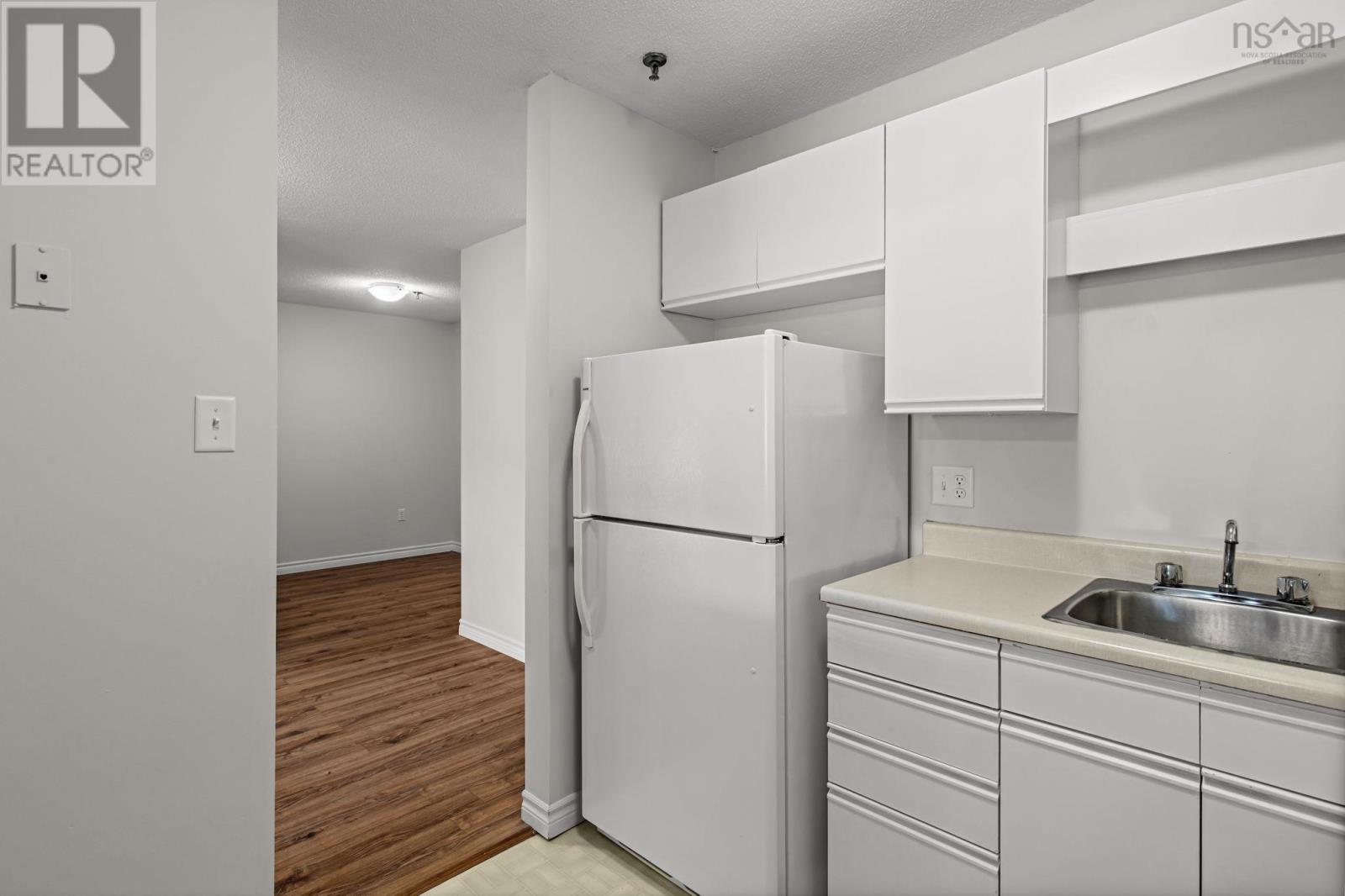 310 3600 John Parr Drive, Halifax, Nova Scotia  B3K 5V3 - Photo 11 - 202505958