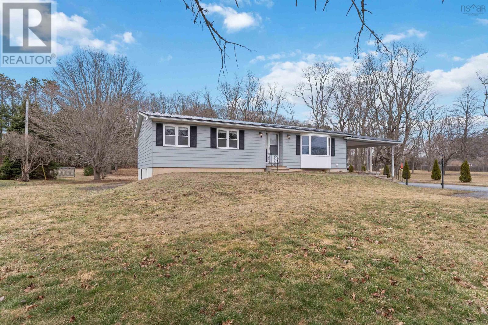 909 Main Street, Kingston, Nova Scotia  B0P 1R0 - Photo 2 - 202505973