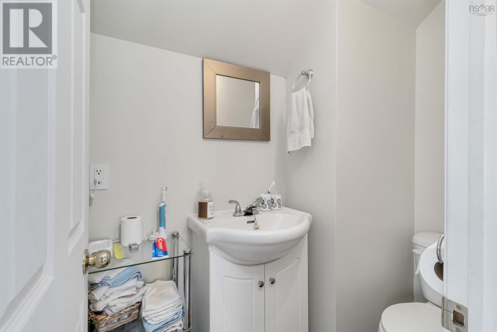 11 Howe Street, Dartmouth, Nova Scotia  B3A 3G2 - Photo 36 - 202506012