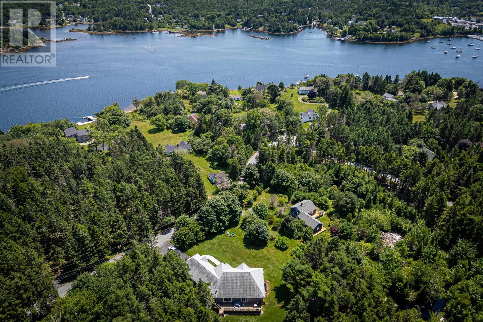 331 Masons Point Road, Head Of St. Margarets Bay, Nova Scotia  B3Z 1Z1 - Photo 3 - 202506013