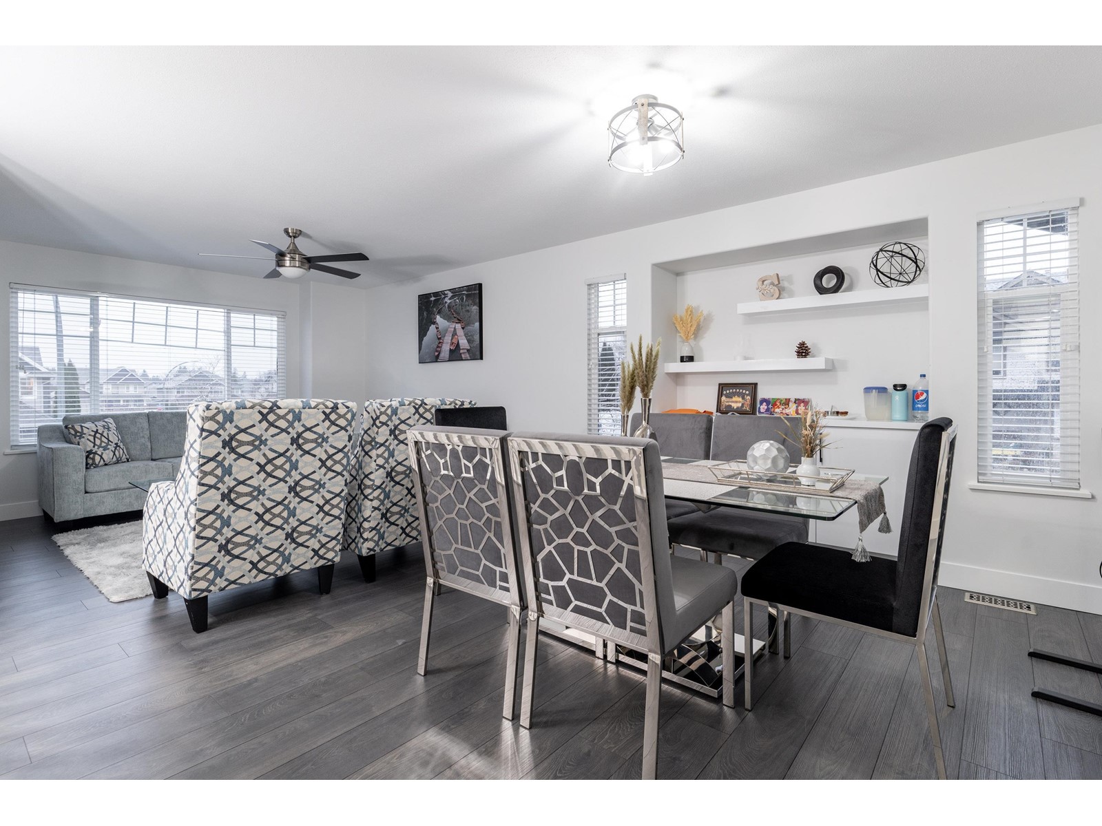 Property at 2886 BOXCAR STREET image 4