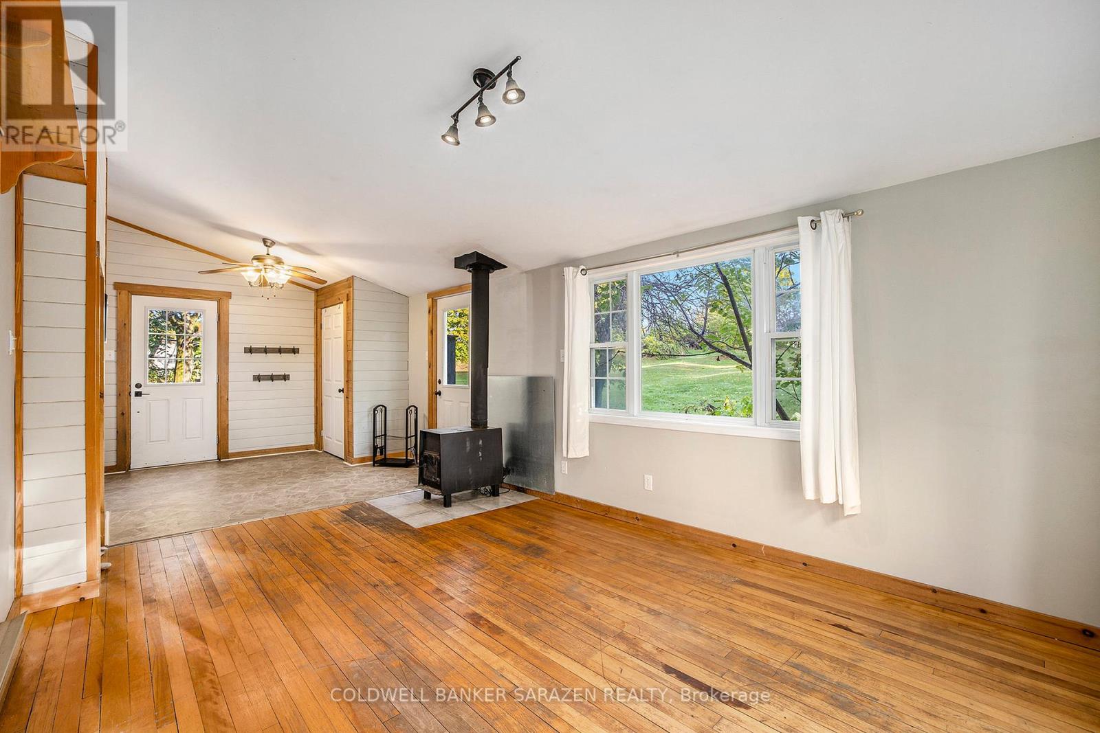 2030 Burnstown Road, Mcnab/braeside, Ontario  K7V 3Z4 - Photo 16 - X12046018