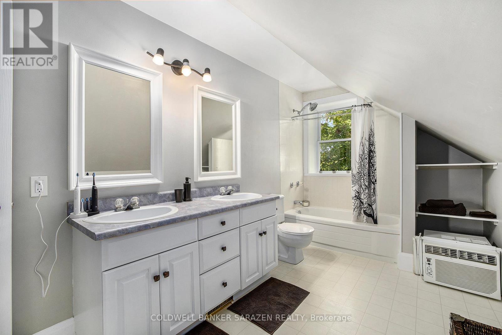 2030 Burnstown Road, Mcnab/braeside, Ontario  K7V 3Z4 - Photo 24 - X12046018