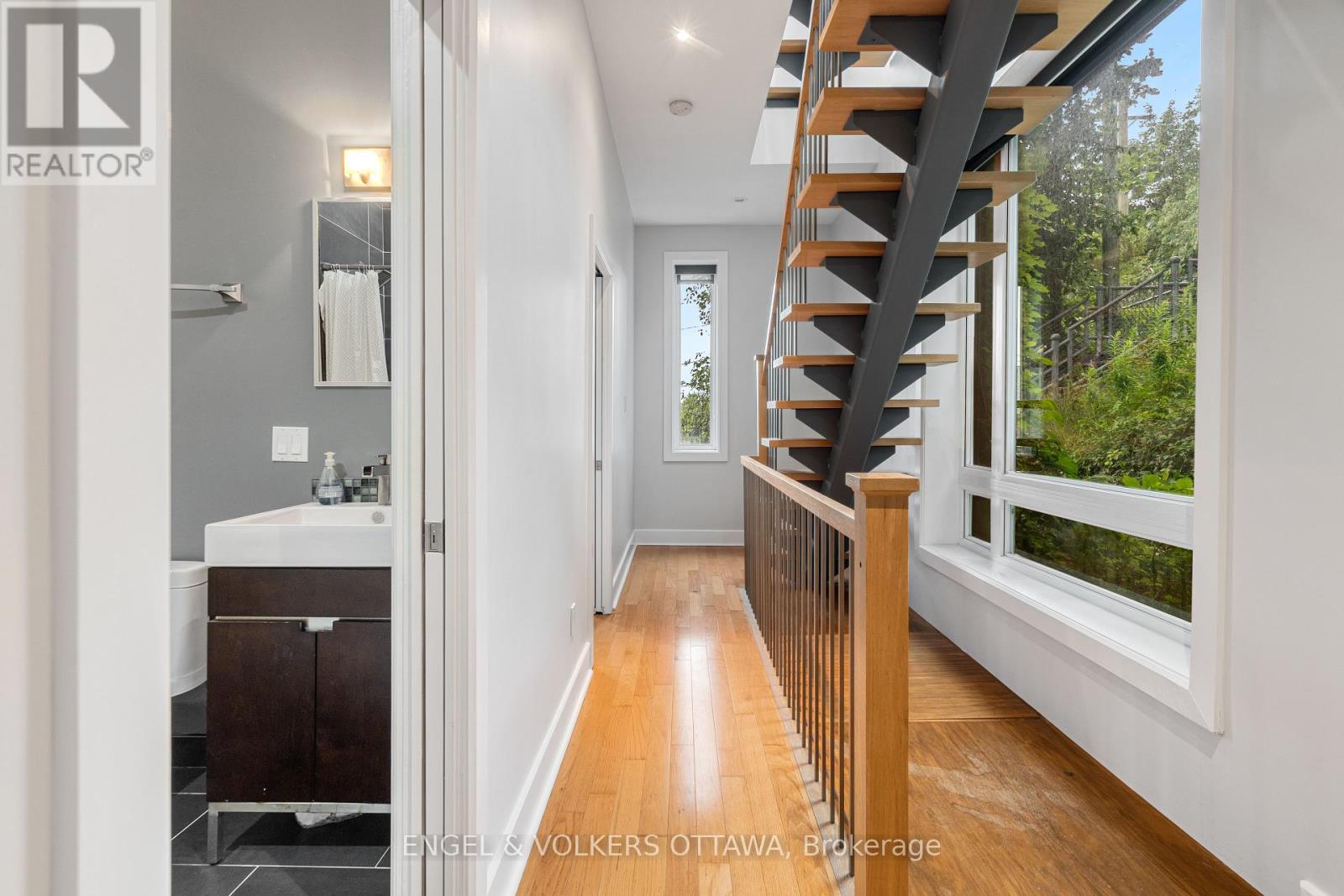 62 Upper Lorne Place, Ottawa, Ontario  K1R 7G9 - Photo 29 - X12046058