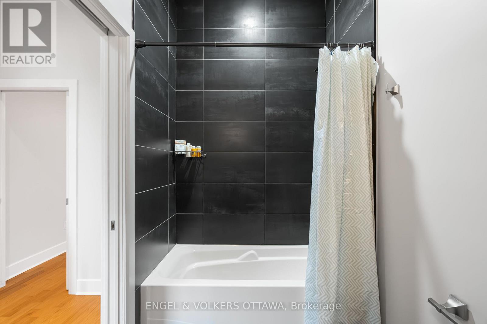62 Upper Lorne Place, Ottawa, Ontario  K1R 7G9 - Photo 33 - X12046058