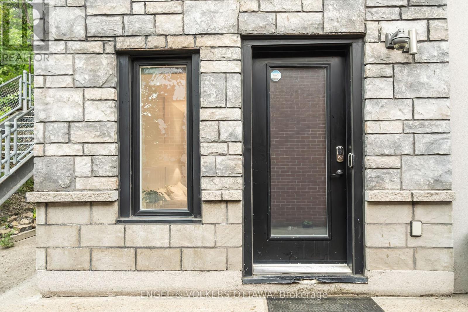 62 Upper Lorne Place, Ottawa, Ontario  K1R 7G9 - Photo 34 - X12046058