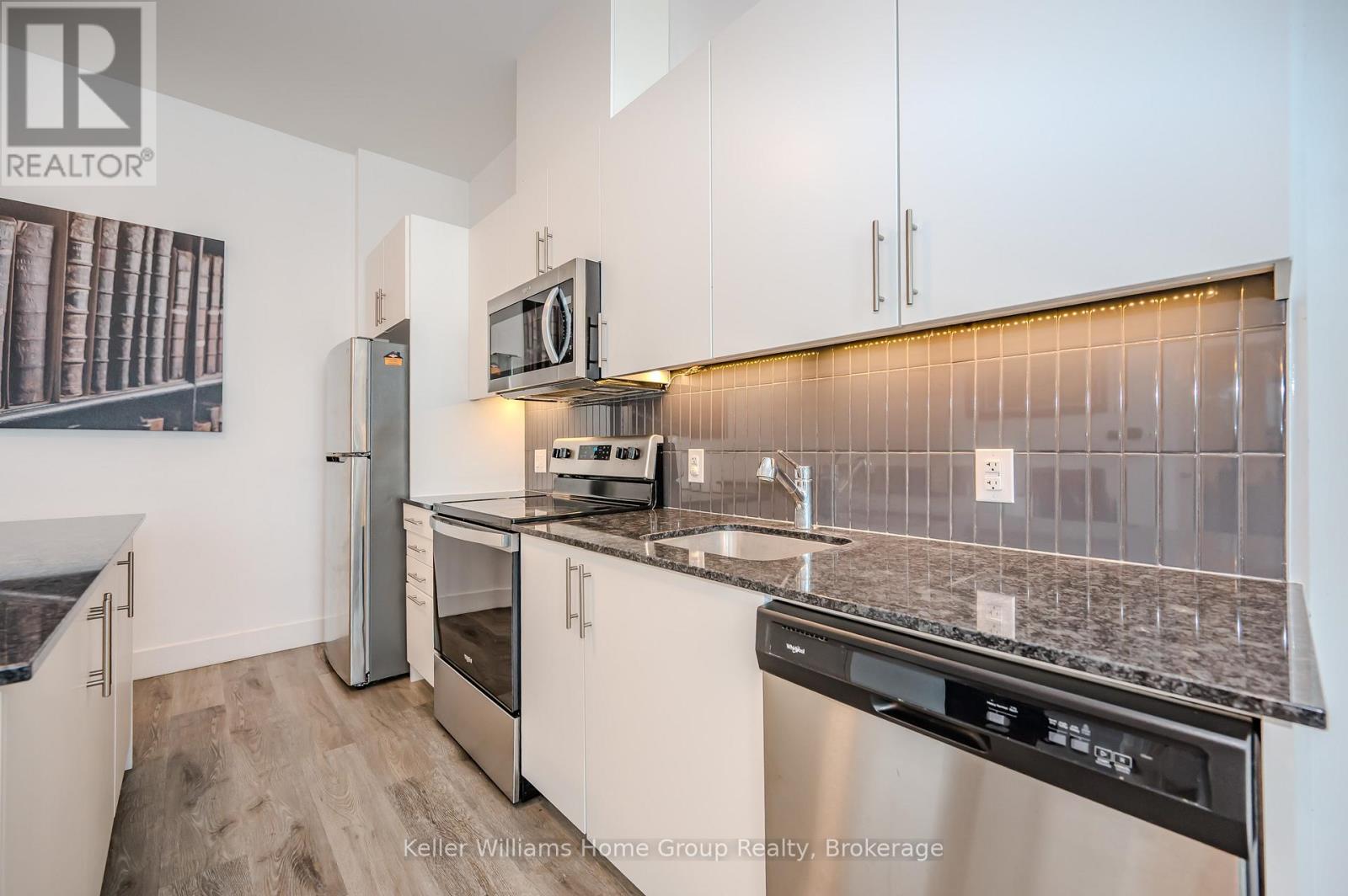 105 - 26 Lowes Road W, Guelph, Ontario  N1G 0H4 - Photo 11 - X12045931