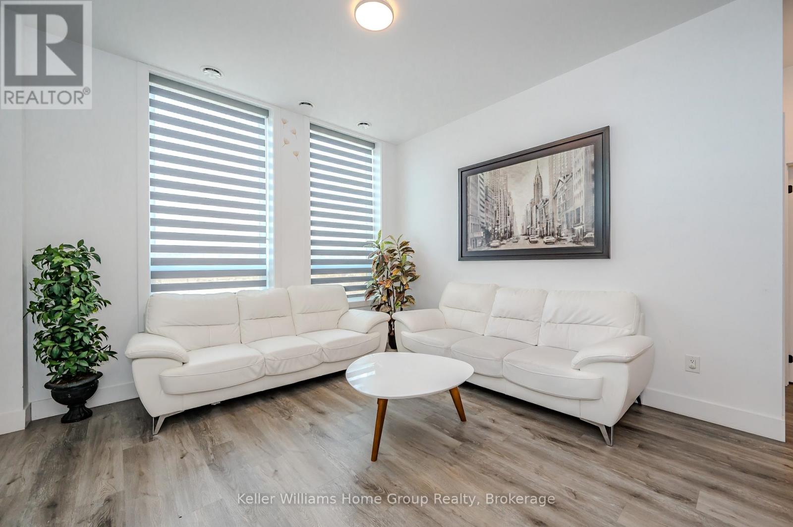 105 - 26 Lowes Road W, Guelph, Ontario  N1G 0H4 - Photo 14 - X12045931