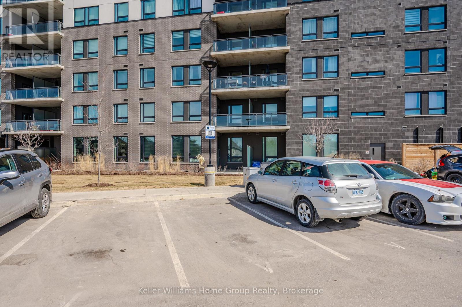 105 - 26 Lowes Road W, Guelph, Ontario  N1G 0H4 - Photo 32 - X12045931